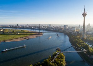 Aerial view of the Rhine and the Media Harbor Düsseldorf, © Tourismus NRW e.V.