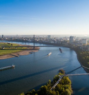 Aerial view of the Rhine and the Media Harbor Düsseldorf, © Tourismus NRW e.V.