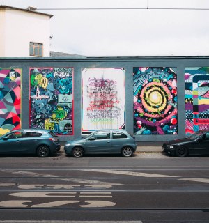 Colourful wall Street Art Düsseldorf, © Johannes Höhn, artist Oliver Räke (Magic), Team Endzeit  Semor