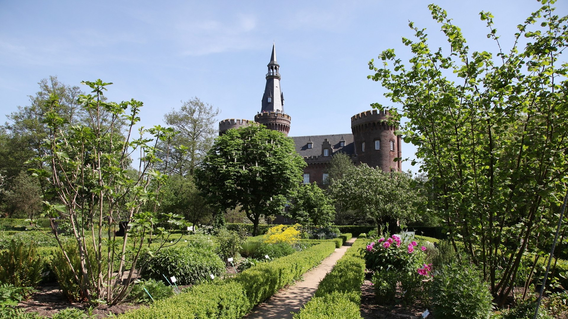 Herb garden Schloss Moyland, © Stiftung Museum Schloss Moyland / Maurice Dorren