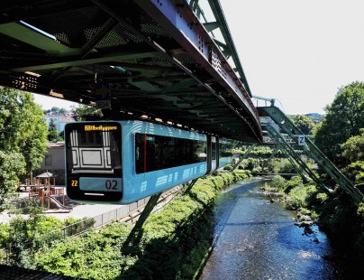 Suspension railway in Wuppertal , © Bjorn Troch | The Social Traveler