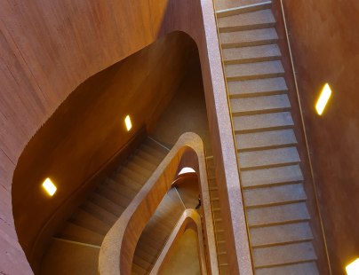 View of the staircase of the Küppersmühle Museum, Duisburg, © Tourismus NRW e.V.